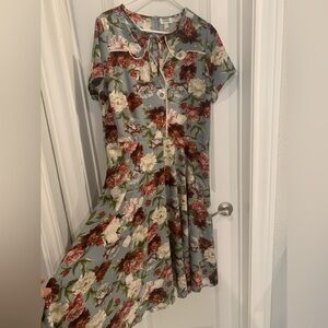 Unique Vintage Floral Short Sleeve Dress
